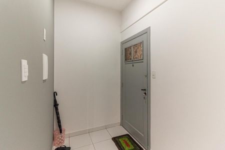 Apartamento à venda com 63m², 1 quarto e sem vaga Apartamento à venda com 63m², 1 quarto e sem vagaEntrada