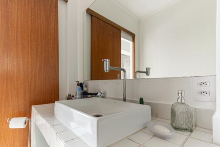 Apartamento à venda com 63m², 1 quarto e sem vaga Apartamento à venda com 63m², 1 quarto e sem vagaBanheiro