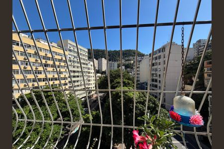 Apartamento à venda com 90m², 2 quartos e sem vaga Apartamento à venda com 90m², 2 quartos e sem vagaSala - vista