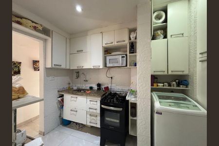 Apartamento à venda com 90m², 2 quartos e sem vaga Apartamento à venda com 90m², 2 quartos e sem vagaCozinha