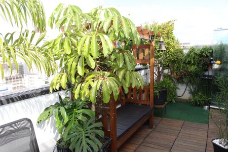 Apartamento à venda com 74m², 1 quarto e 1 vagaSacada 