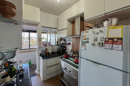 Apartamento à venda com 198m², 4 quartos e 2 vagas Apartamento à venda com 198m², 4 quartos e 2 vagasCozinha