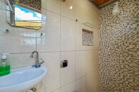 Apartamento à venda com 198m², 4 quartos e 2 vagas Apartamento à venda com 198m², 4 quartos e 2 vagasBanheiro 2