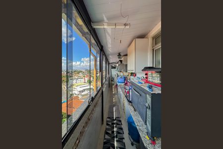 Apartamento à venda com 198m², 4 quartos e 2 vagas Apartamento à venda com 198m², 4 quartos e 2 vagasÁrea de Serviço