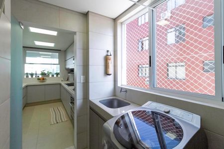 Apartamento à venda com 117m², 3 quartos e 4 vagasÁrea de Serviço