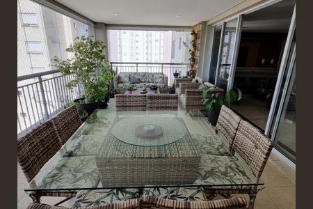 Apartamento à venda com 192m², 4 quartos e 4 vagas Apartamento à venda com 192m², 4 quartos e 4 vagasFoto 08