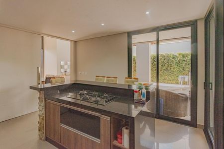 Casa de condomínio para alugar com 320m², 3 quartos e 4 vagas Casa de condomínio para alugar com 320m², 3 quartos e 4 vagasCozinha