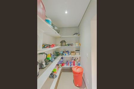 Casa de condomínio para alugar com 320m², 3 quartos e 4 vagas Casa de condomínio para alugar com 320m², 3 quartos e 4 vagasDespensa