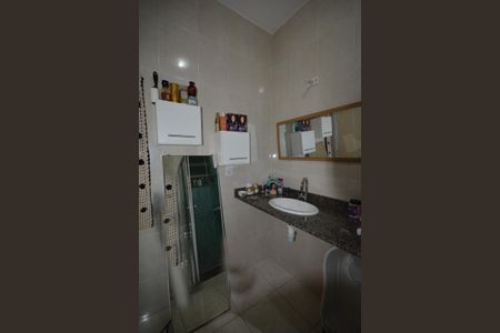 Casa para alugar com 110m², 2 quartos e 1 vaga Casa para alugar com 110m², 2 quartos e 1 vagaBanheiro Social