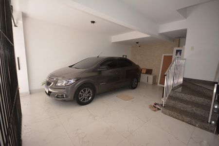 Casa para alugar com 110m², 2 quartos e 1 vaga Casa para alugar com 110m², 2 quartos e 1 vagaGaragem