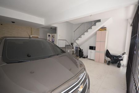 Casa para alugar com 110m², 2 quartos e 1 vaga Casa para alugar com 110m², 2 quartos e 1 vagaGaragem