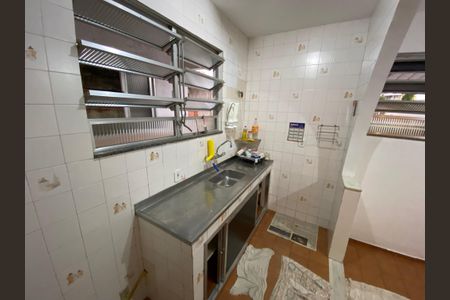 Casa à venda com 130m², 2 quartos e 4 vagas Casa à venda com 130m², 2 quartos e 4 vagasCozinha