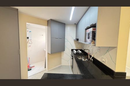Apartamento à venda com 61m², 2 quartos e 1 vaga Apartamento à venda com 61m², 2 quartos e 1 vagaCozinha