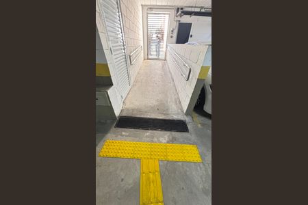 Apartamento à venda com 61m², 2 quartos e 1 vaga Apartamento à venda com 61m², 2 quartos e 1 vagaRampa - Corrimão