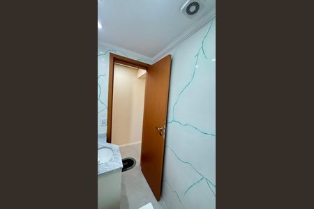 Apartamento à venda com 61m², 2 quartos e 1 vaga Apartamento à venda com 61m², 2 quartos e 1 vagaBanheiro