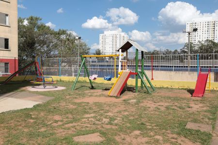 Apartamento à venda com 78m², 2 quartos e 1 vaga Apartamento à venda com 78m², 2 quartos e 1 vagaÁrea comum - Playground