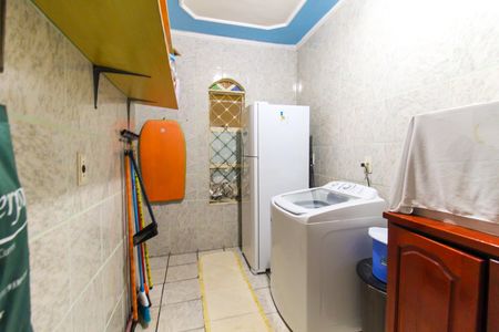 Casa à venda com 187m², 5 quartos e 2 vagas Casa à venda com 187m², 5 quartos e 2 vagasÁrea de Serviço