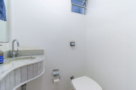 Apartamento à venda com 84m², 3 quartos e 1 vaga Apartamento à venda com 84m², 3 quartos e 1 vagaLavabo