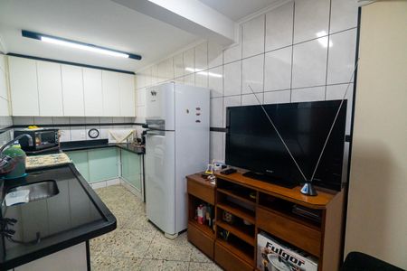 Casa à venda com 166m², 3 quartos e 2 vagasCozinha