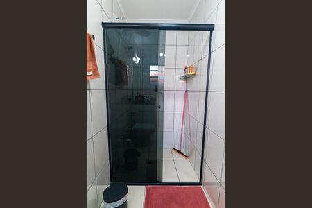 Casa à venda com 166m², 3 quartos e 2 vagasBanheiro da Suíte Detalhe