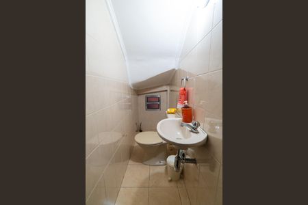 Casa à venda com 166m², 3 quartos e 2 vagasLavabo