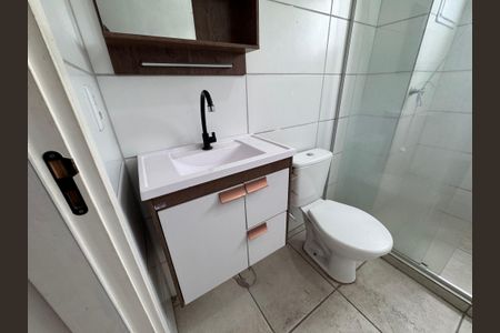 Apartamento à venda com 53m², 2 quartos e 1 vaga Apartamento à venda com 53m², 2 quartos e 1 vagaBanheiro