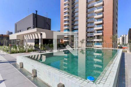 Studio à venda com 24m², 0 quarto e sem vaga Studio à venda com 24m², 0 quarto e sem vagaPiscina