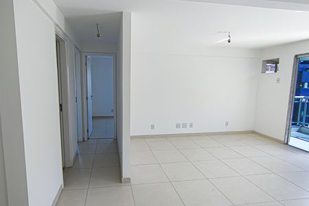 Apartamento à venda com 188m², 4 quartos e 2 vagas Apartamento à venda com 188m², 4 quartos e 2 vagasSala