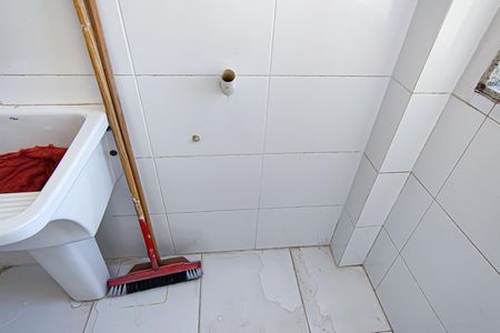 Apartamento à venda com 188m², 4 quartos e 2 vagas Apartamento à venda com 188m², 4 quartos e 2 vagasCozinha e Área de Serviço