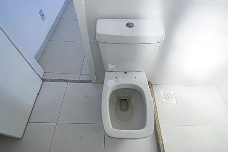 Apartamento à venda com 188m², 4 quartos e 2 vagas Apartamento à venda com 188m², 4 quartos e 2 vagasBanheiro da Suite