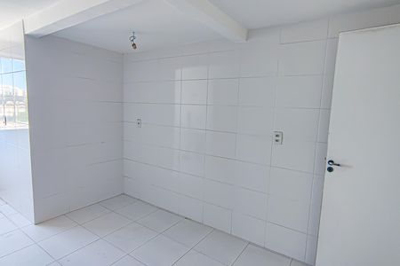 Apartamento à venda com 188m², 4 quartos e 2 vagas Apartamento à venda com 188m², 4 quartos e 2 vagasCozinha e Área de Serviço