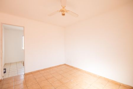 Apartamento à venda com 50m², 2 quartos e 1 vaga Apartamento à venda com 50m², 2 quartos e 1 vagaSala