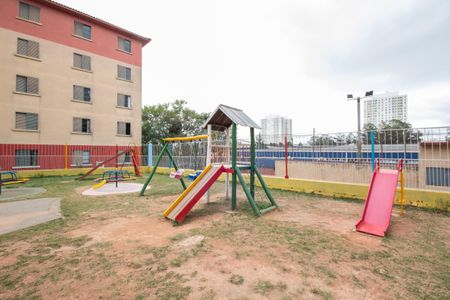 Apartamento à venda com 50m², 2 quartos e 1 vaga Apartamento à venda com 50m², 2 quartos e 1 vagaÁrea comum - Playground