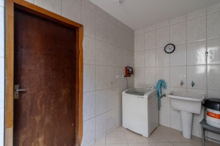 Casa à venda com 212m², 4 quartos e 2 vagas Casa à venda com 212m², 4 quartos e 2 vagasÁrea de Serviço