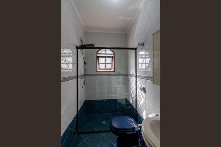 Casa à venda com 212m², 4 quartos e 2 vagas Casa à venda com 212m², 4 quartos e 2 vagasBanheiro