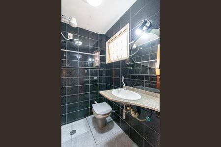 Casa à venda com 145m², 3 quartos e 2 vagas Casa à venda com 145m², 3 quartos e 2 vagasBanheiro da Suíte 3