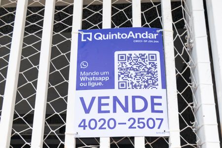 Casa à venda com 145m², 3 quartos e 2 vagas Casa à venda com 145m², 3 quartos e 2 vagasPlaca