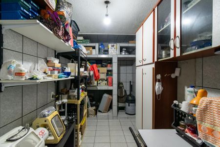 Casa à venda com 145m², 3 quartos e 2 vagas Casa à venda com 145m², 3 quartos e 2 vagasDespensa