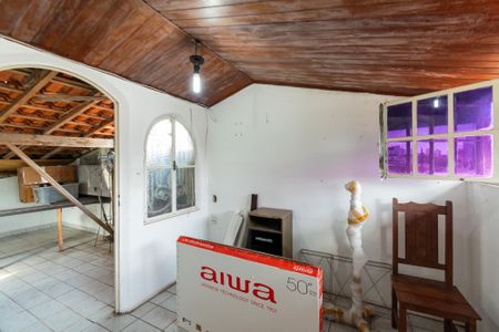 Casa à venda com 145m², 3 quartos e 2 vagas Casa à venda com 145m², 3 quartos e 2 vagasCobertura