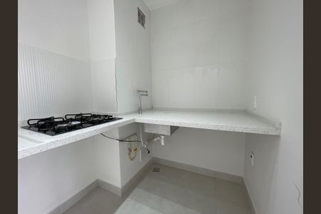 Apartamento à venda com 37m², 2 quartos e sem vaga Apartamento à venda com 37m², 2 quartos e sem vagaSala/Cozinha