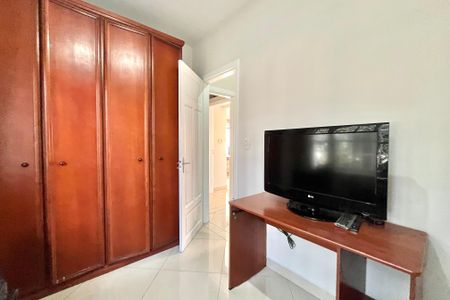 Casa à venda com 270m², 4 quartos e 4 vagas Casa à venda com 270m², 4 quartos e 4 vagasQuarto 3