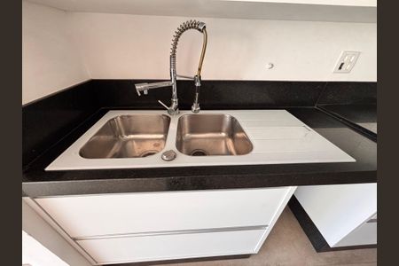 Apartamento à venda com 112m², 2 quartos e 2 vagas Apartamento à venda com 112m², 2 quartos e 2 vagasCozinha