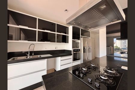 Apartamento à venda com 112m², 2 quartos e 2 vagas Apartamento à venda com 112m², 2 quartos e 2 vagasCozinha