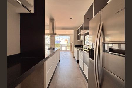 Apartamento à venda com 112m², 2 quartos e 2 vagas Apartamento à venda com 112m², 2 quartos e 2 vagasCozinha