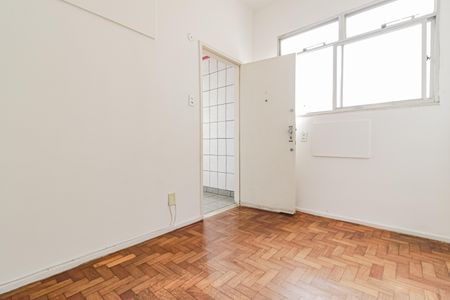 Apartamento à venda com 46m², 1 quarto e sem vagaSala 