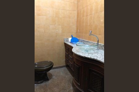 Casa à venda com 290m², 4 quartos e 15 vagas