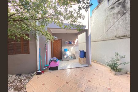 Casa à venda com 158m², 4 quartos e 2 vagas Casa à venda com 158m², 4 quartos e 2 vagasÁrea de Serviço
