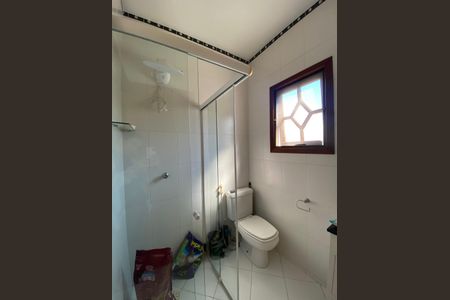 Casa à venda com 158m², 4 quartos e 2 vagas Casa à venda com 158m², 4 quartos e 2 vagasBanheiro Suíte 3