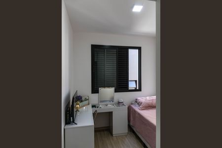 Apartamento à venda com 67m², 3 quartos e 2 vagasQuarto 2