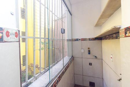 Apartamento à venda com 85m², 2 quartos e sem vaga Apartamento à venda com 85m², 2 quartos e sem vagaÁrea de Serviço